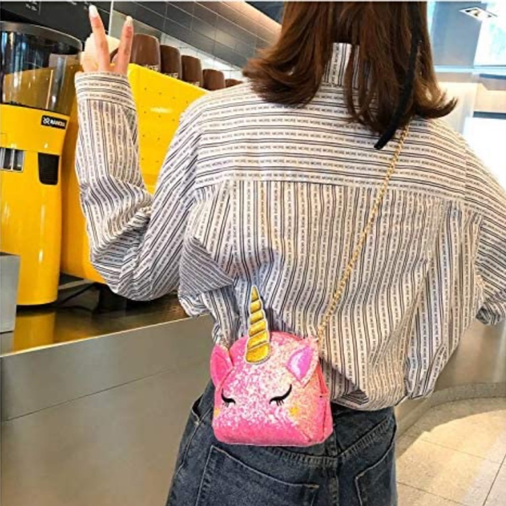 Very cute glitter bag